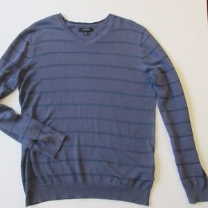 Marc Anthony V Neck Sweater Size Medium in Men